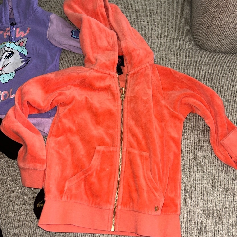 Lot of 6 zip up hoodies and vest for girls size 4 and 5 - Picture 8 of 13